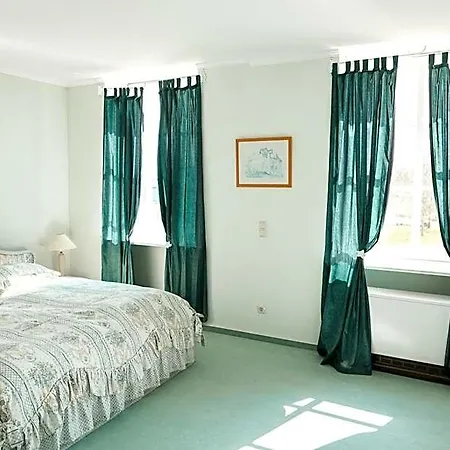 Boutiquehotel Gut Tribbevitz Auf Ruegen