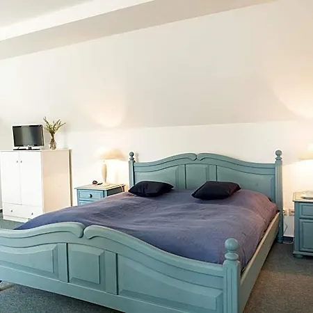 Otel Boutiquehotel Gut Tribbevitz Auf Ruegen 4*