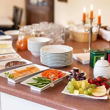 Boutiquehotel Gut Tribbevitz Auf Ruegen 4*