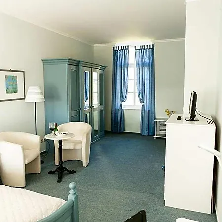 Boutiquehotel Gut Tribbevitz Auf Ruegen 4* Trent